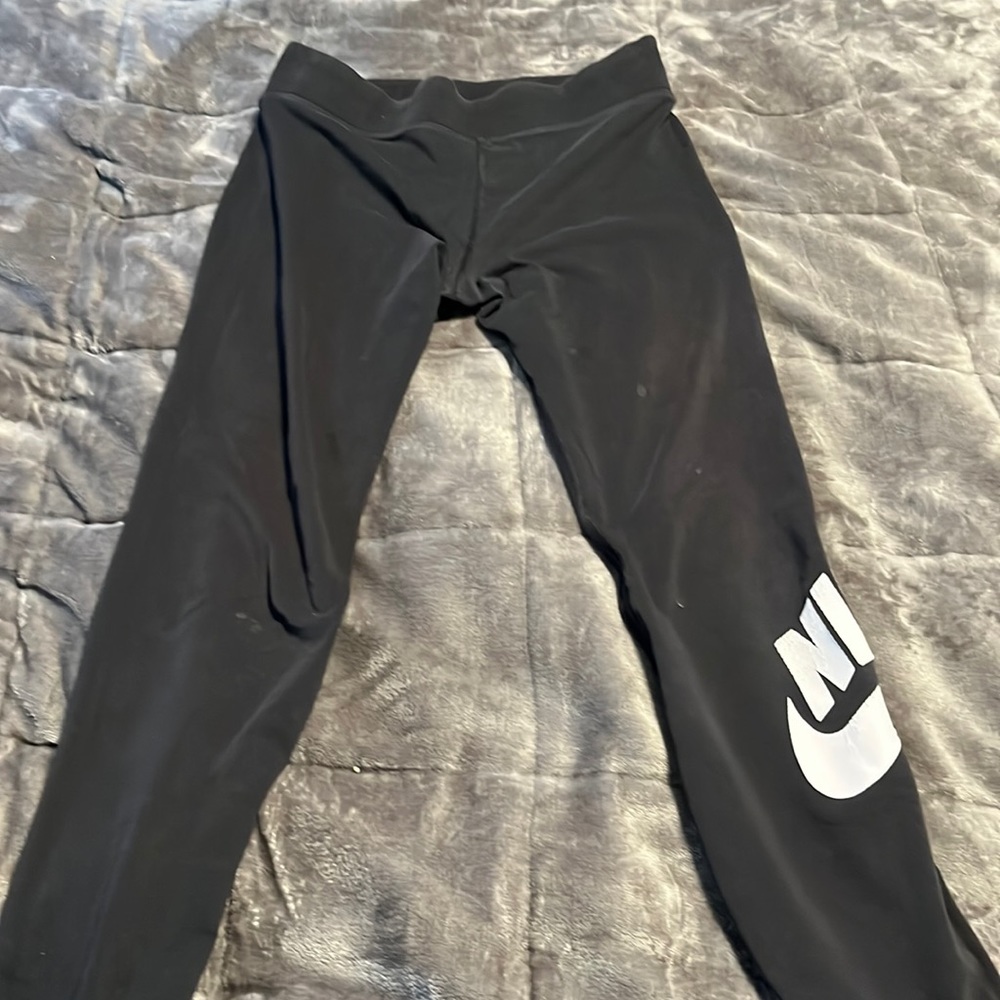Nike leggings off black